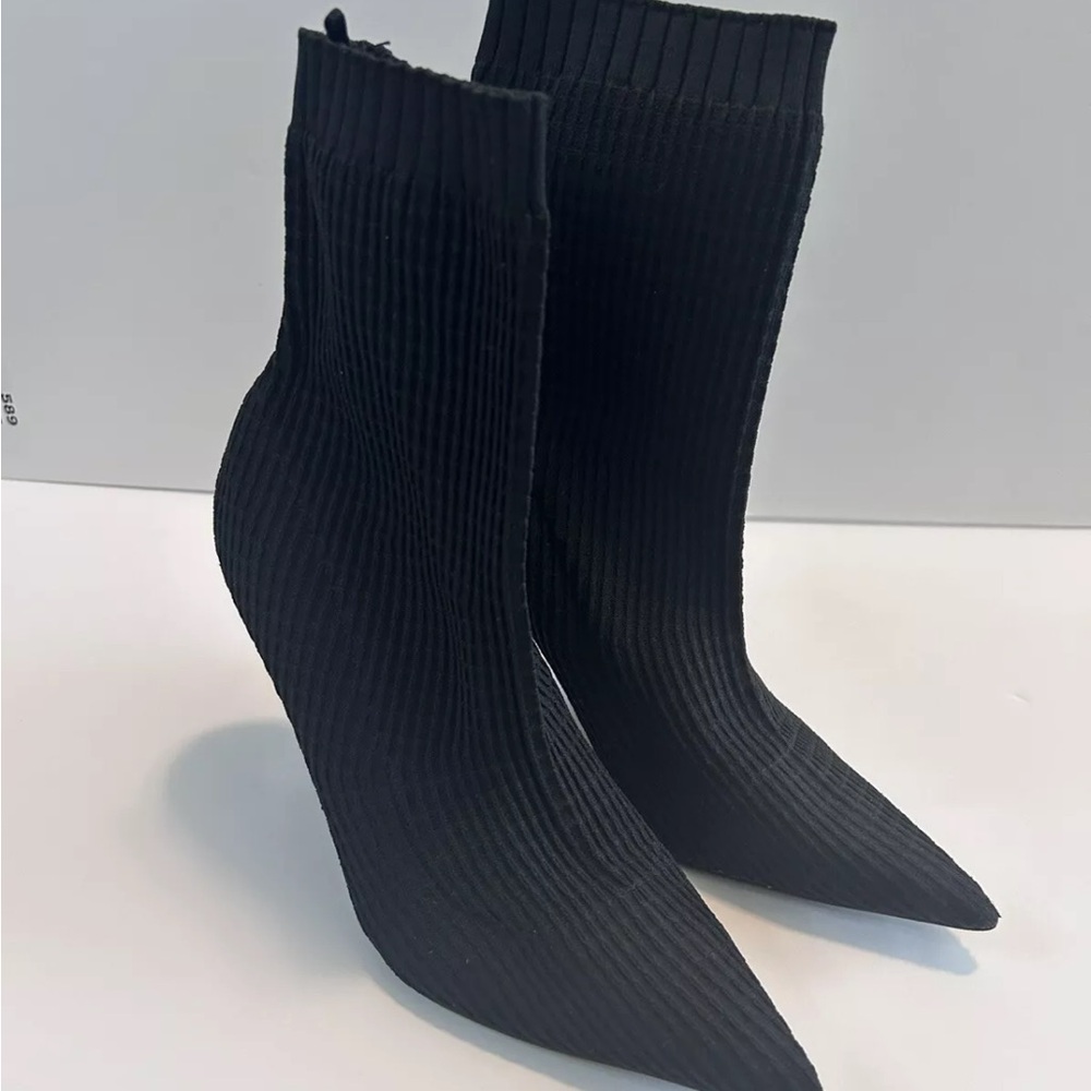 Zara Black Fabric Sock Ankle Booties With Heel Size 8 or 8.5 - Picture 6 of 8